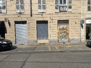 Foto Negozio in Via Legnano 6, Torino San Secondo di 120 m² con 4 locali