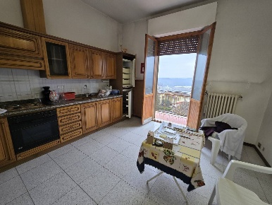 Foto Appartamento a Cavriglia di 90 m² con 4 locali in vendita