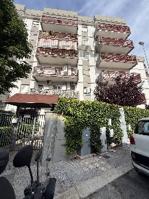 Foto Appartamento in Via Caldarola 12a, Bari Japigia di 70 m² con 3 locali