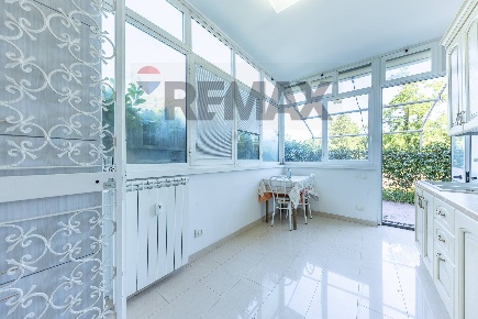 Foto Appartamento in Via Cino Del Duca 71, Roma Torre Gaia di 71 m²