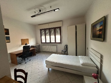 Foto Stanza in via cervino 1, Pisa Porta Fiorentina - Leopolda di 150 m²