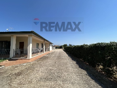 Foto Case semi ndipendenti in via retarola 101, Velletri Cinque Archi