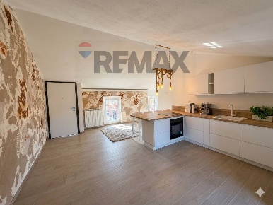 Foto Attico in via Brede 81, Flero di 105 m² con 4 locali in vendita