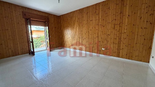Foto Appartamento a Quadrelle di 100 m² con 4 locali in affitto