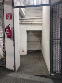 Foto Box in VIA TRIONFALE, Roma di 14 m² con 1 locali in affitto