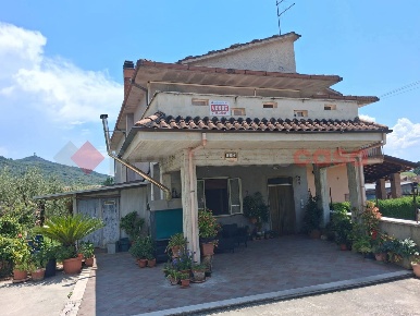 Foto Casa indipendente in Via s.giuseppe la prata 40, Veroli di 210 m²