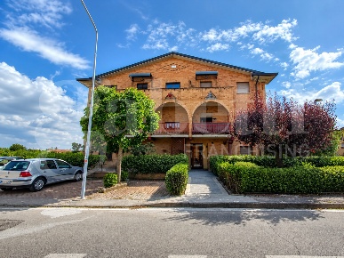 Foto Appartamento in Via Marzabotto 38, Bastia Umbra di 60 m² con 2 locali