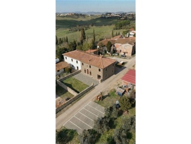 Foto Villa unifamiliare in VIA DEL LUNGO, Cerreto Guidi di 120 m²