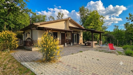 Foto Villa unifamiliare in Contrada Vallegrande, Sant'Angelo dei Lombardi