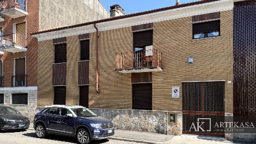 Foto Casa indipendente in Via De Calboli 11, Novara Santa Rita di 175 m²