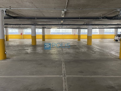 Foto Posti auto in Via Venezia, Padova Stanga - Pio X di 120 m² in vendita