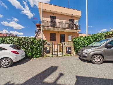 Foto Appartamento in Via Raffaele Filamondo 2, Roma Ottavia di 75 m²
