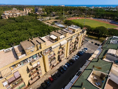 Foto Appartamento in Via Mare Glaciale Artico, Roma Ostia Levante di 120 m²