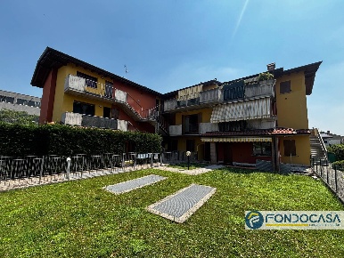 Foto Appartamento in Via Don P. Caldara, Carobbio degli Angeli Carobbio