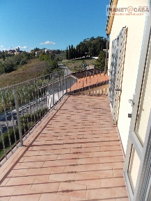 Foto Appartamento in C.da Cegli da Sole, Monte Vidon Combatte di 110 m²