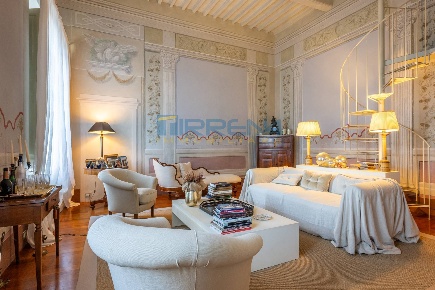Foto Appartamento in via franceschi pisa, Pisa San Martino di 197 m²