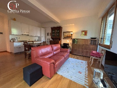 Foto Appartamento in via Giuseppe Richa 60, Firenze di 61 m² con 2 locali