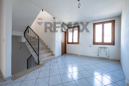Foto Appartamento in Via Mozambico 36, Portomaggiore Centro di 256 m²