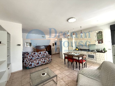 Foto Appartamento in Via Risorgimento, Alba Adriatica Centro di 91 m²