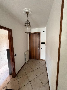 Foto Appartamento a Massa Centro di 90 m² con 4 locali in vendita