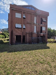 Foto Casa indipendente a Capannori Massa Macinaia - San Leonardo di 485 m²