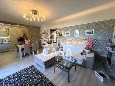 Foto Appartamento a Altopascio Altopascio Centro di 78 m² con 4 locali