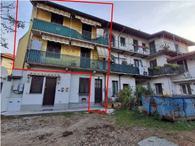 Foto Appartamento a Gallarate Cedrate di 94 m² con 5 locali in vendita