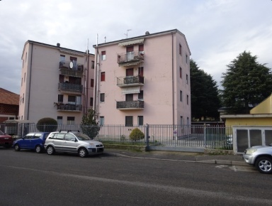 Foto Appartamento a Seregno Sant'Ambrogio di 81 m² con 4 locali in vendita