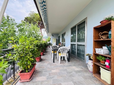 Foto Appartamento a Montecatini-Terme di 130 m² con 6 locali in vendita