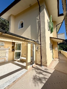 Foto Villa unifamiliare a Carrara Bergiola - Lavacchio di 137 m² in vendita