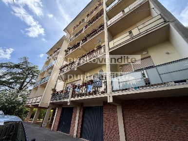 Foto Appartamento a Lucca San Concordio di 120 m² con 7 locali in vendita