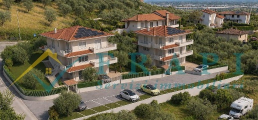 Foto Villa unifamiliare a Montemurlo di 315 m² con 8 locali in vendita