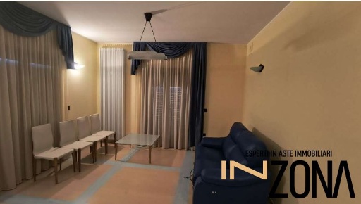 Foto Appartamento in Via Cavatassi, Tortoreto Salino di 444 m² con 5 locali
