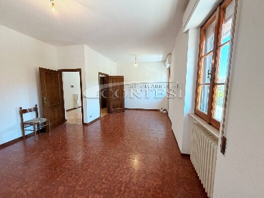 Foto Appartamento a Arezzo di 220 m² con 8 locali in vendita