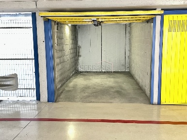 Foto Box a Torino di 14 m² con 1 locali in vendita