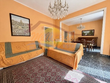 Foto Appartamento in VIALE TUNISI, Siracusa Gelone - Cadorna di 165 m²