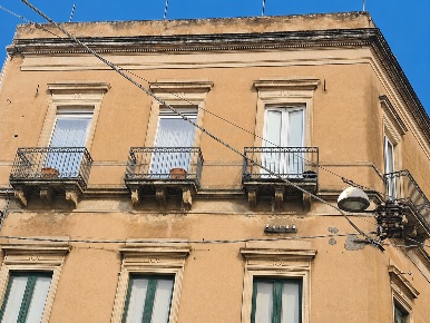 Foto Appartamento in Via Sciarelle 4, Acireale di 170 m² con 7 locali