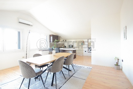 Foto Appartamento in VIA DEGLI AVIERI, Torri di Quartesolo Centro di 120 m²