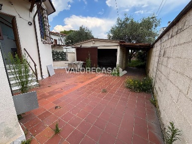 Foto Appartamento a Carrara Stadio, Sant'Antonio, Marasio di 140 m²