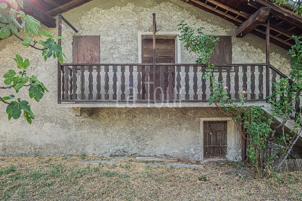 Foto Rustico in Favret 14, Gressan Centro di 160 m² con 7 locali in vendita