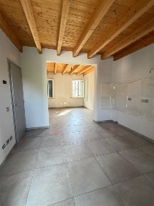 Foto Casa indipendente in via N. Sauro, Quistello Centro di 150 m²