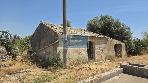 Foto Villa unifamiliare in Traversa Grotta Perciata, Siracusa Tivoli