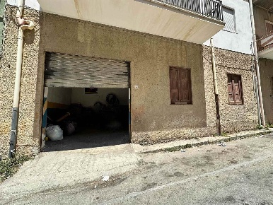 Foto Laboratorio in Via Ancona 2, Ribera Centro di 63 m² con 1 locali