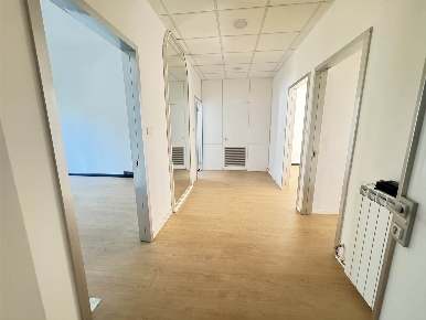 Foto Ufficio in Piazza Duca D'Aosta  14, Milano Centrale di 130 m²