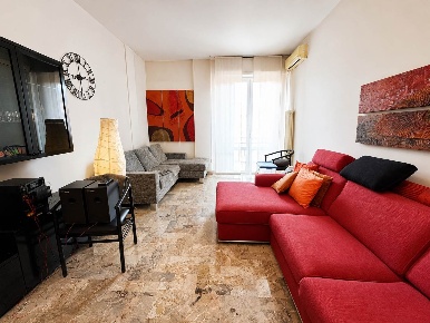 Foto Appartamento a Forlì Foro Boario di 100 m² con 7 locali in vendita
