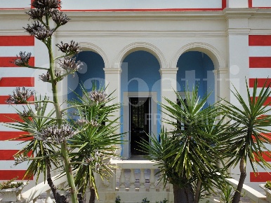 Foto Villa unifamiliare in Via Garibaldi 43, Arnesano di 324 m² in vendita