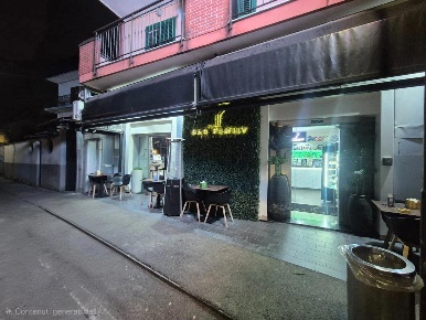 Foto Attività commerciale a Caivano Centro di 90 m² con 2 locali in vendita