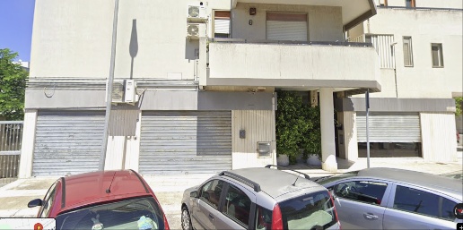 Foto Box in Via Trento 77, Brindisi Cappuccini di 16 m² con 1 locali