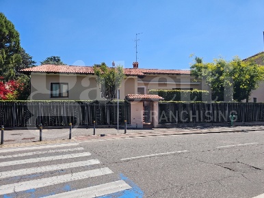 Foto Villa singola in Via Schivardi 68, Brescia Ospedale Civile di 389 m²