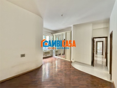 Foto Appartamento a Palermo Zisa con 4 locali in vendita